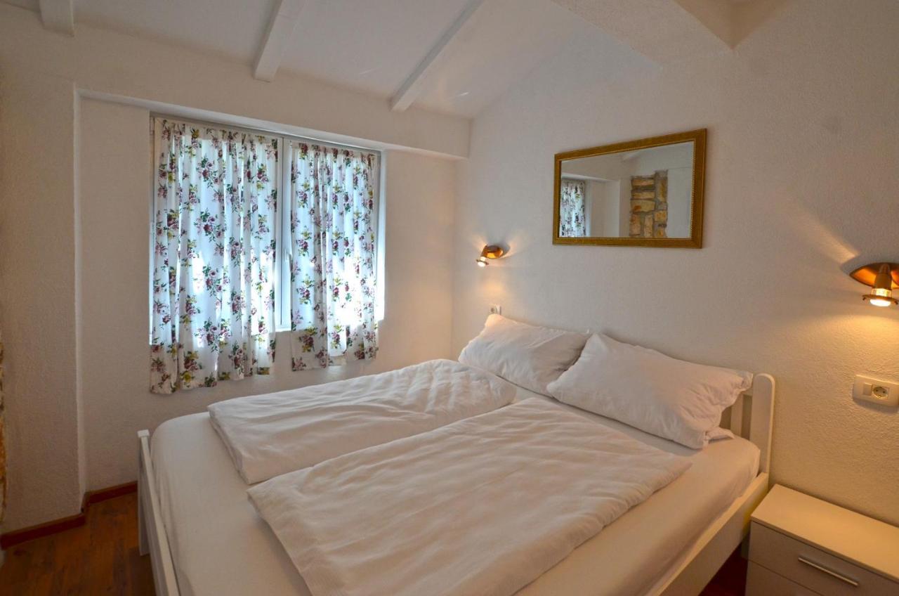 Bavica Apartments Rovinj Bagian luar foto