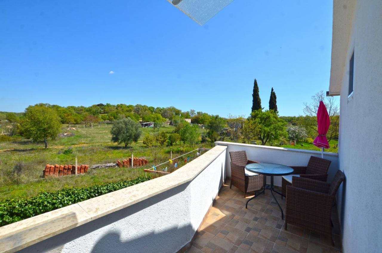 Bavica Apartments Rovinj Bagian luar foto