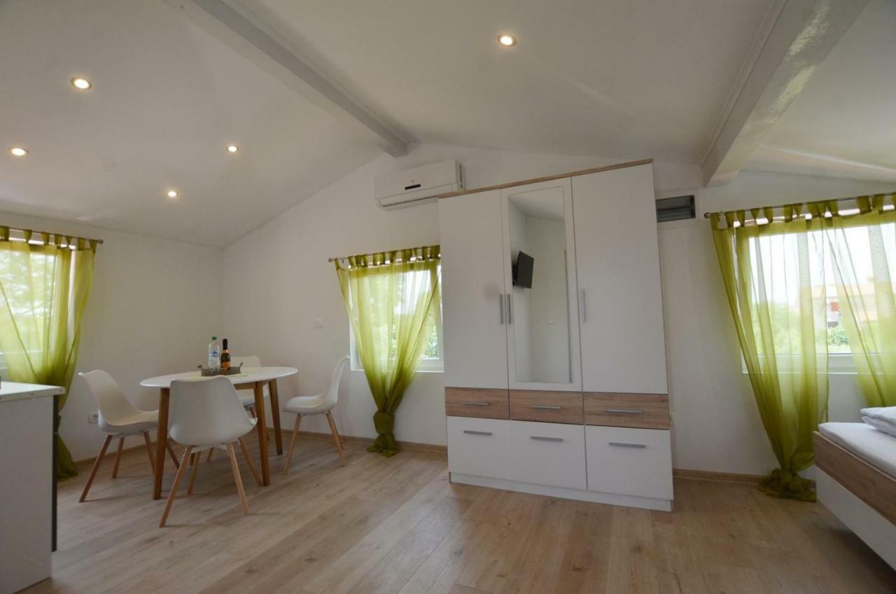 Bavica Apartments Rovinj Bagian luar foto